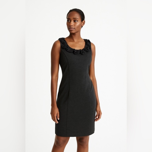 Chicos Pleated Floral Neckline Gray Sleeveless Shift Dress - Picture 1 of 16